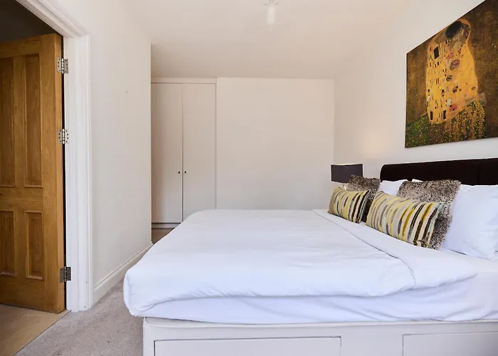 The Porchester Gardens - Modern & Bright 4Bdr With Garden And Parking
