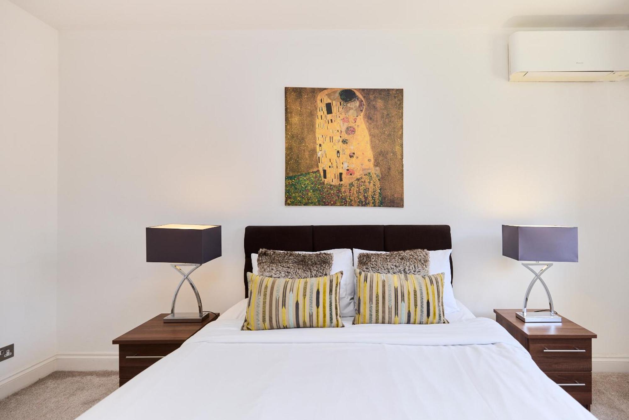 The Porchester Gardens - Modern & Bright 4bdr With Garden And Parking Appartamento