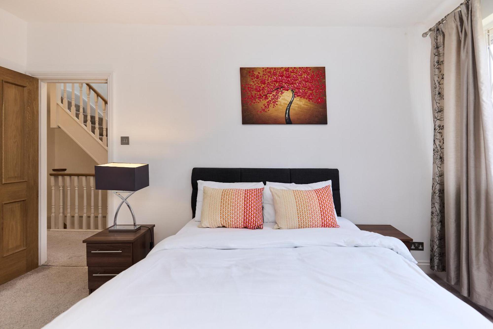 The Porchester Gardens - Modern & Bright 4bdr With Garden And Parking Appartamento *
